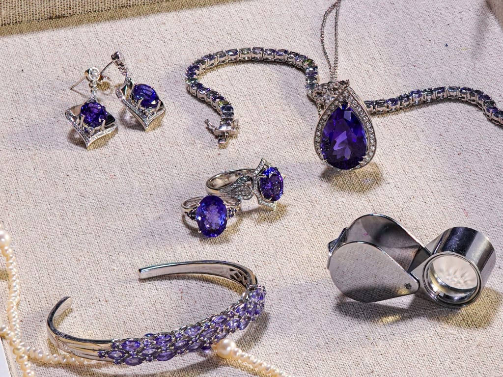 Tanzanite hot sale stone jewellery