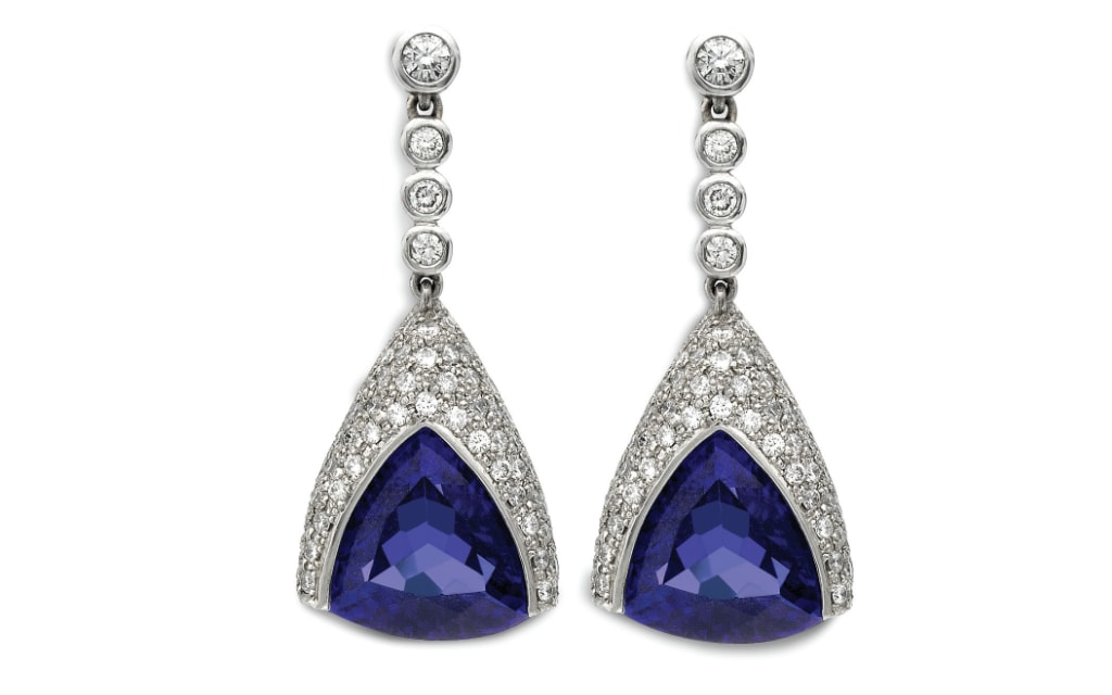 Tanzanite earrings containing beautiful and rare blue gemstones