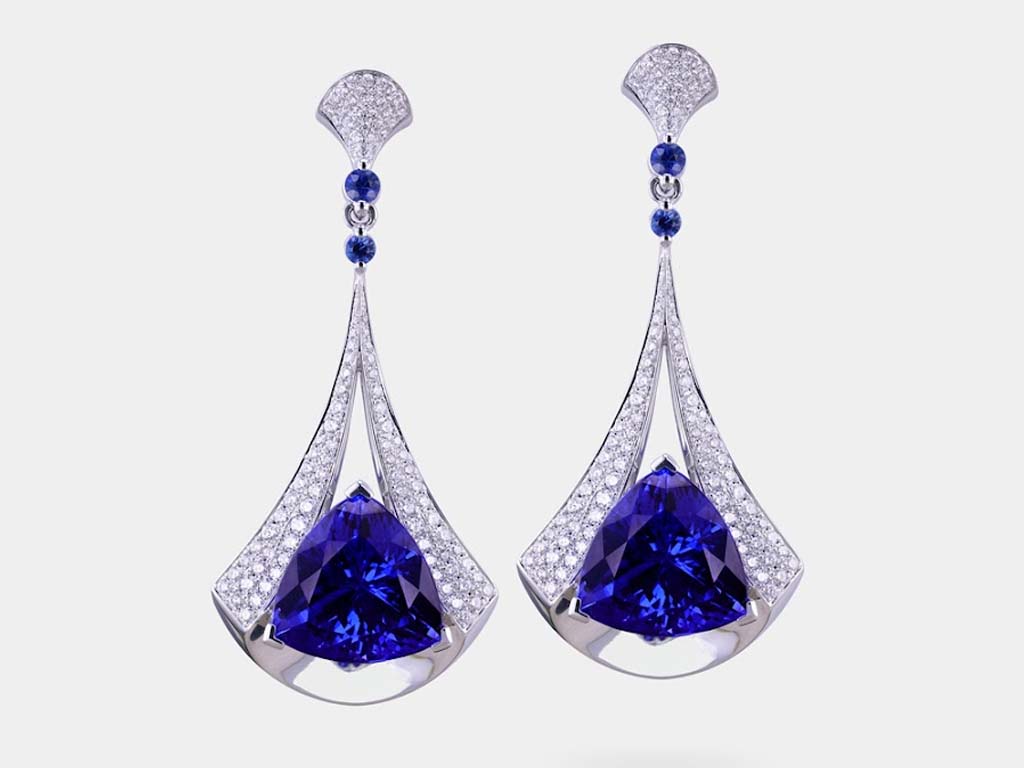 An Earring made of Blue Tanzanite Trilliant Gemstone 